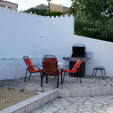Melodie Delfin Apartment